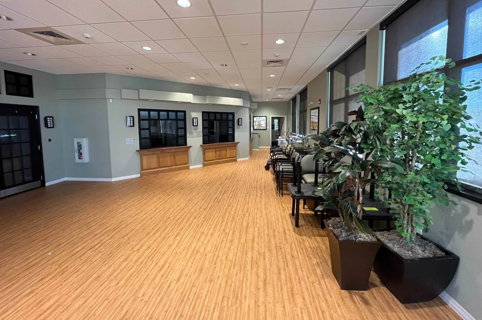 Norfolk Retail Building for Sublease — Lease in Norfolk, NE, photo 2 of 8