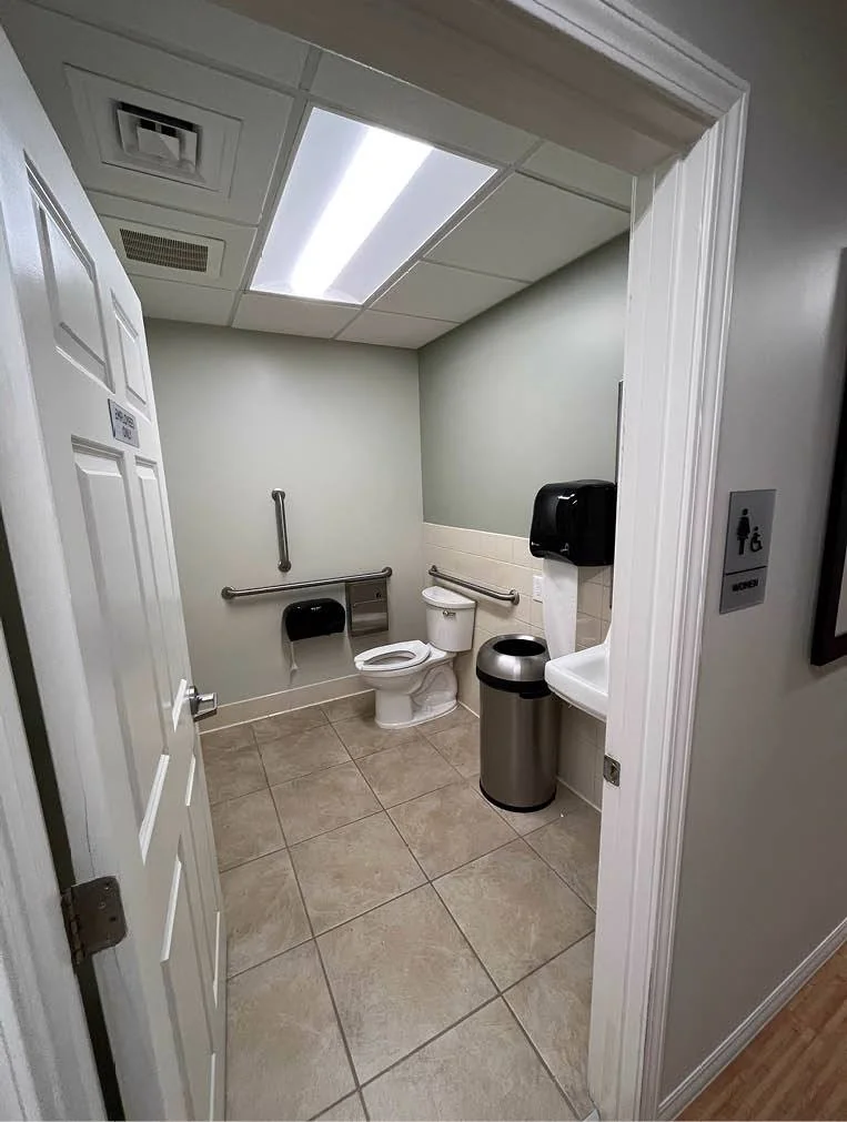 Norfolk Retail Building for Sublease — Lease in Norfolk, NE, photo 6 of 8