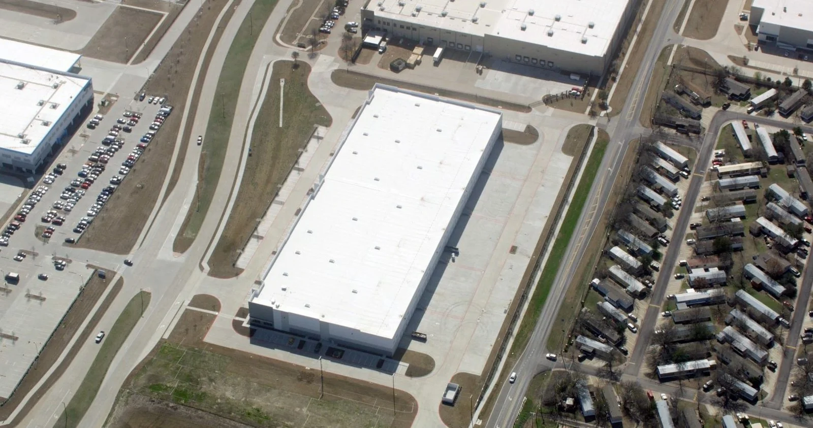 McKinney Airport Commerce Center — Lease in Mckinney, TX, photo 1 of 3