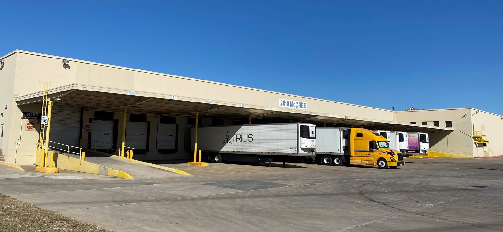Dallas Food Center — Lease in Garland, TX, photo 1 of 1