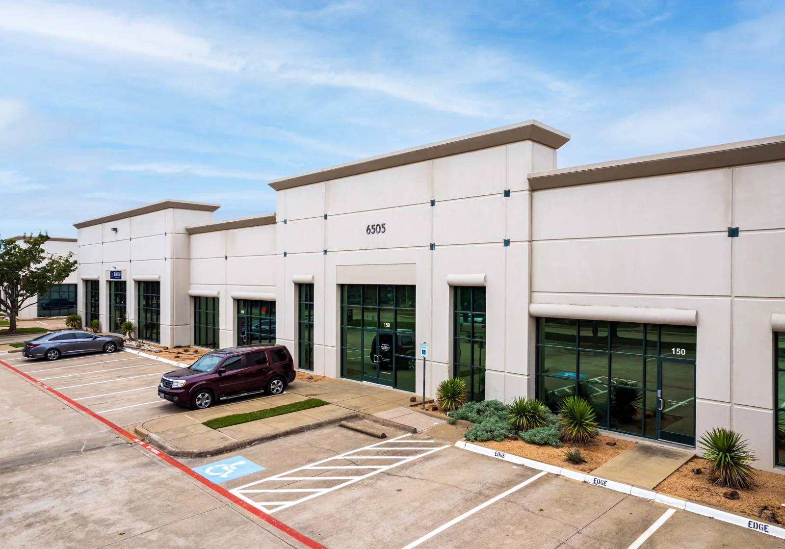 Tollway North Office Park — Lease in Plano, TX, photo 1 of 6