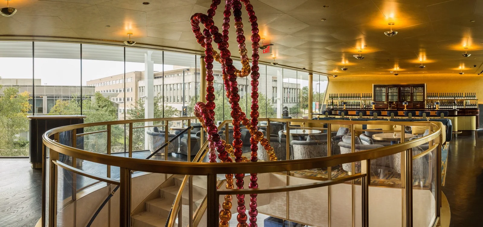 400 South Record — Lease in Dallas, TX, photo 2 of 8