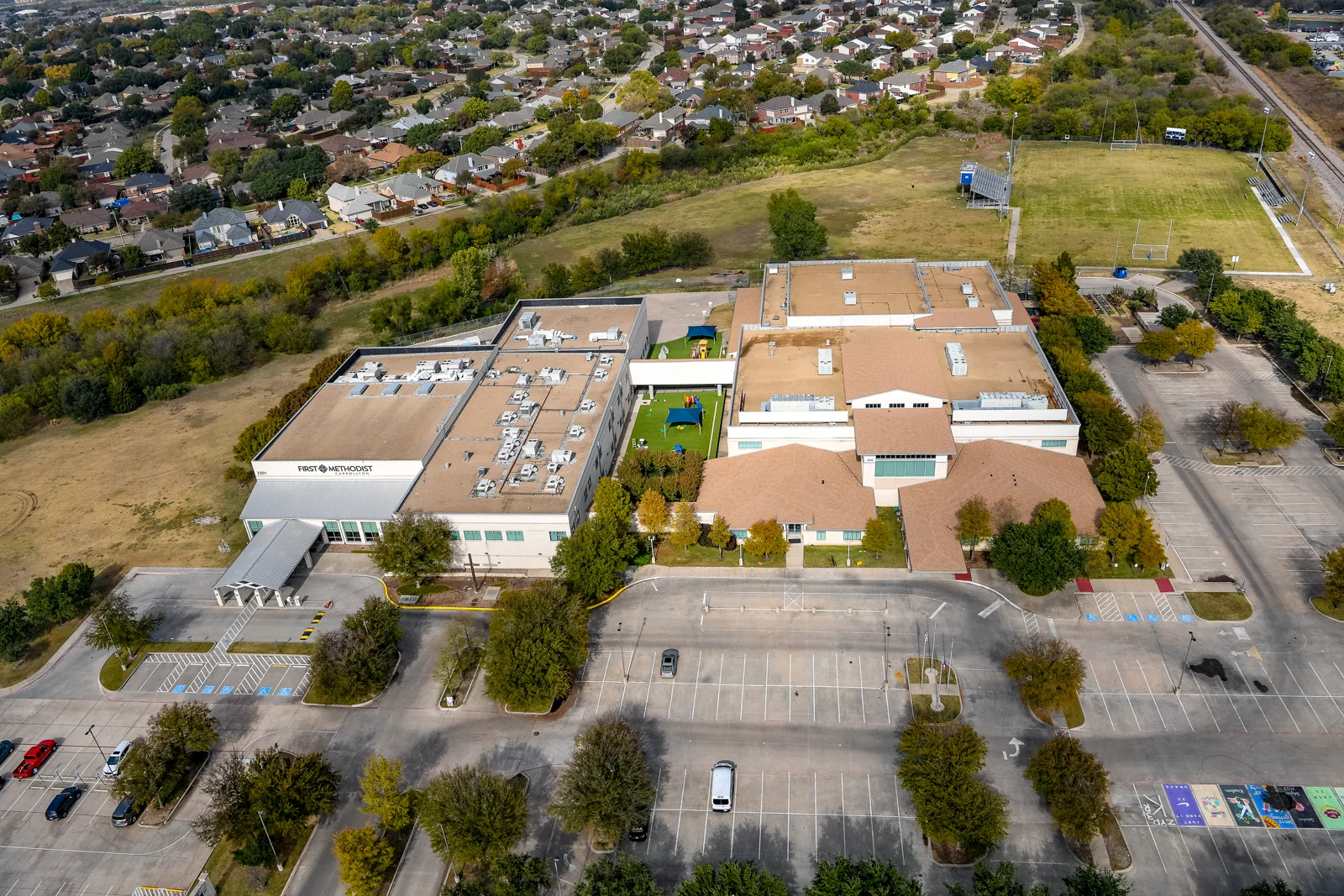 2205 E Hebron Parkway — Lease in Carrollton, TX, photo 1 of 8