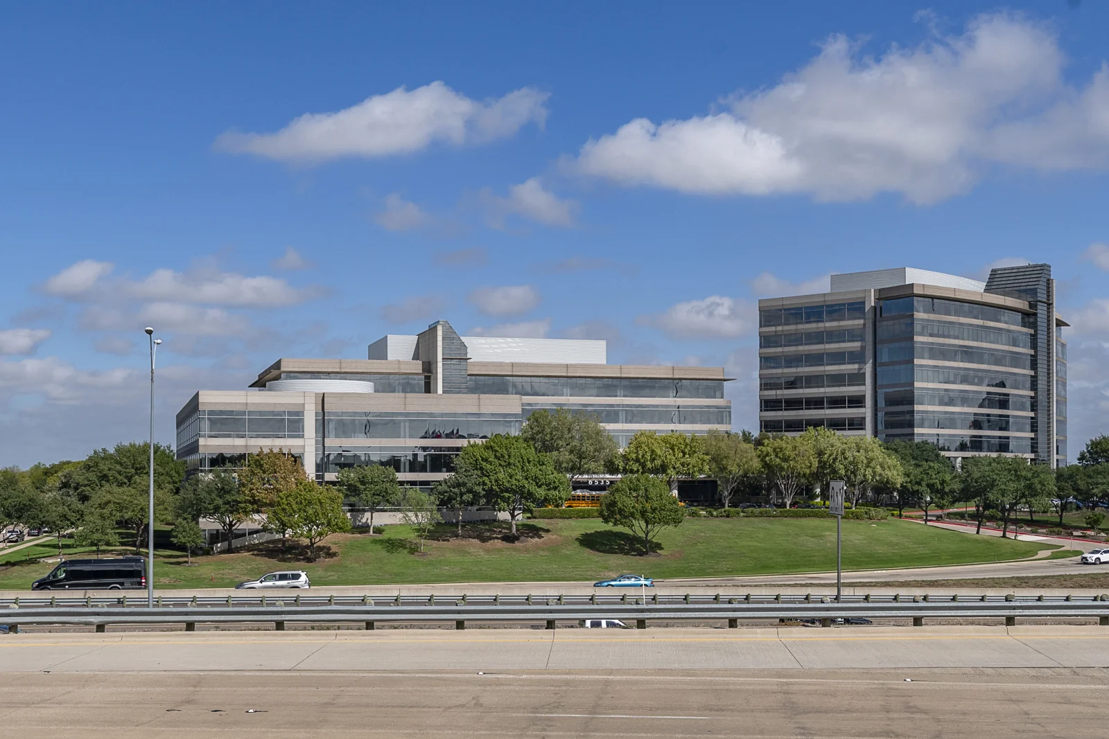 The Apex at Las Colinas Crossing - Building A — Lease in Irving, TX, photo 4 of 4