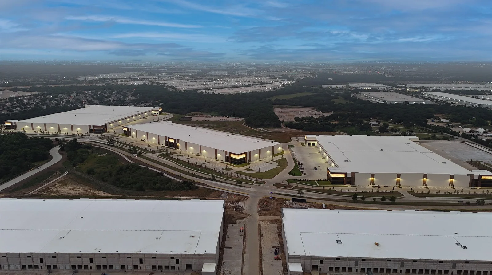 Lewisville 121 Bldg 1 — Lease in Lewisville, TX, photo 1 of 1