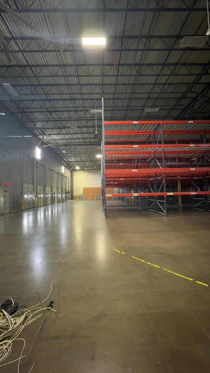 52,000 SF Industrial for Sublease — Lease in Arlington, TX, photo 3 of 4