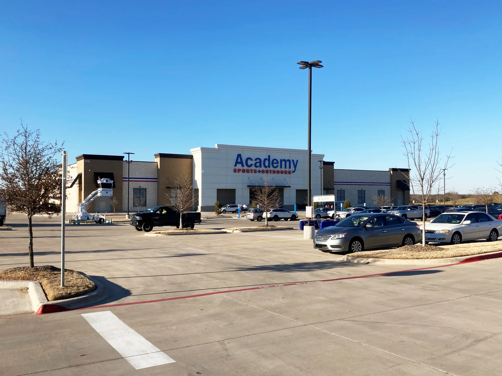 Shops at Broad — Lease in Mansfield, TX, photo 2 of 2