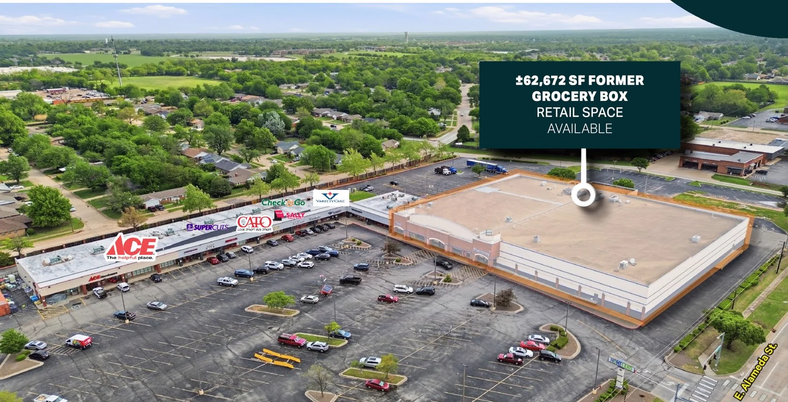 Former Grocery Box — Lease in Norman, OK, photo 1 of 3