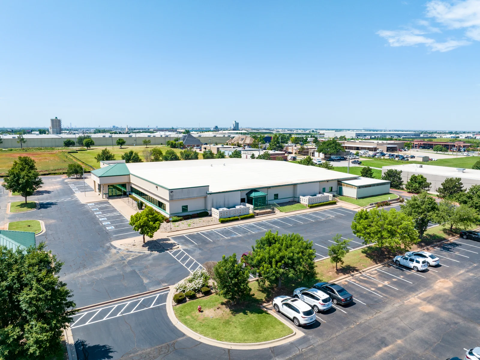 FlexIndustrial in Edmond, OK — Lease in Edmond, OK, photo 3 of 5