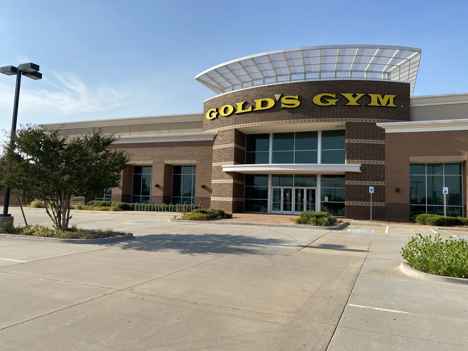 41,000 sf Box Space for Lease — Lease in Edmond, OK, photo 1 of 4