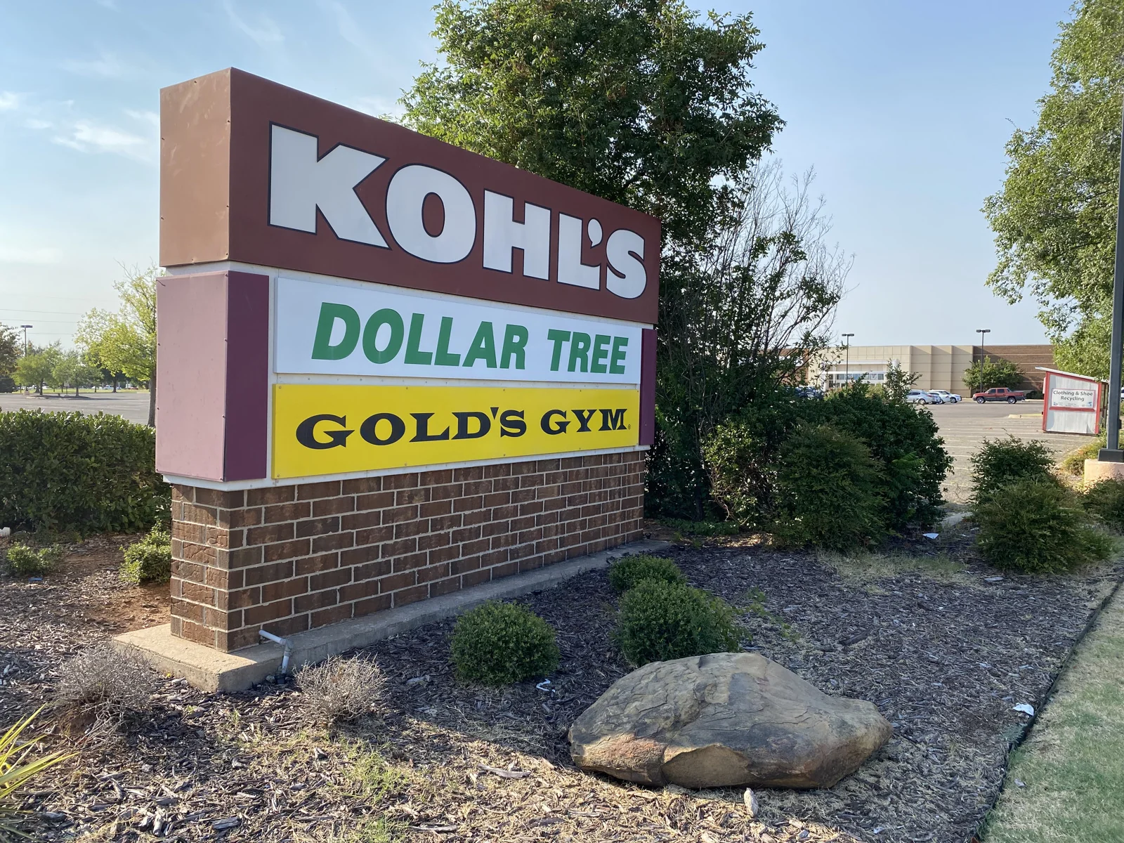 41,000 sf Box Space for Lease — Lease in Edmond, OK, photo 3 of 4