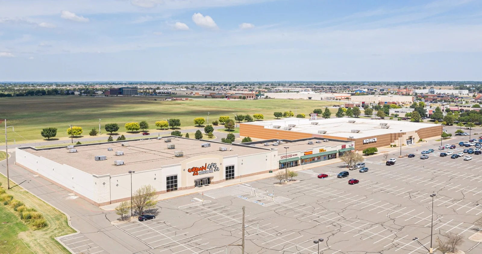 MOR 2712 S Telephone Road- Riverwalk Centre — Lease in Moore, OK, photo 1 of 5