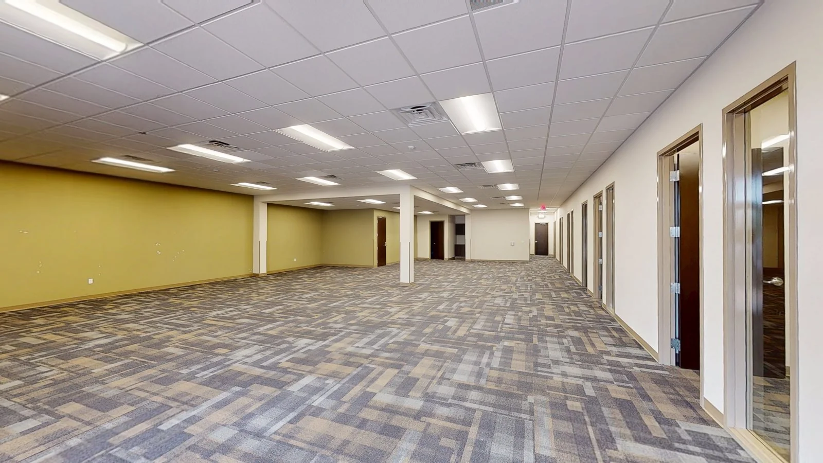 6316 & 6320 N. Navarro St — Lease in Victoria, TX, photo 1 of 8
