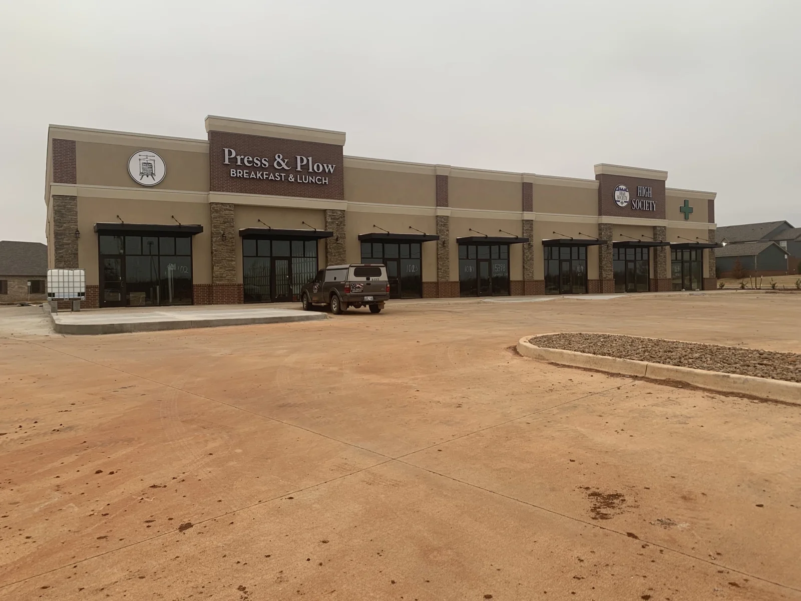 North Penn Retail Center — Lease in Edmond, OK, photo 4 of 4