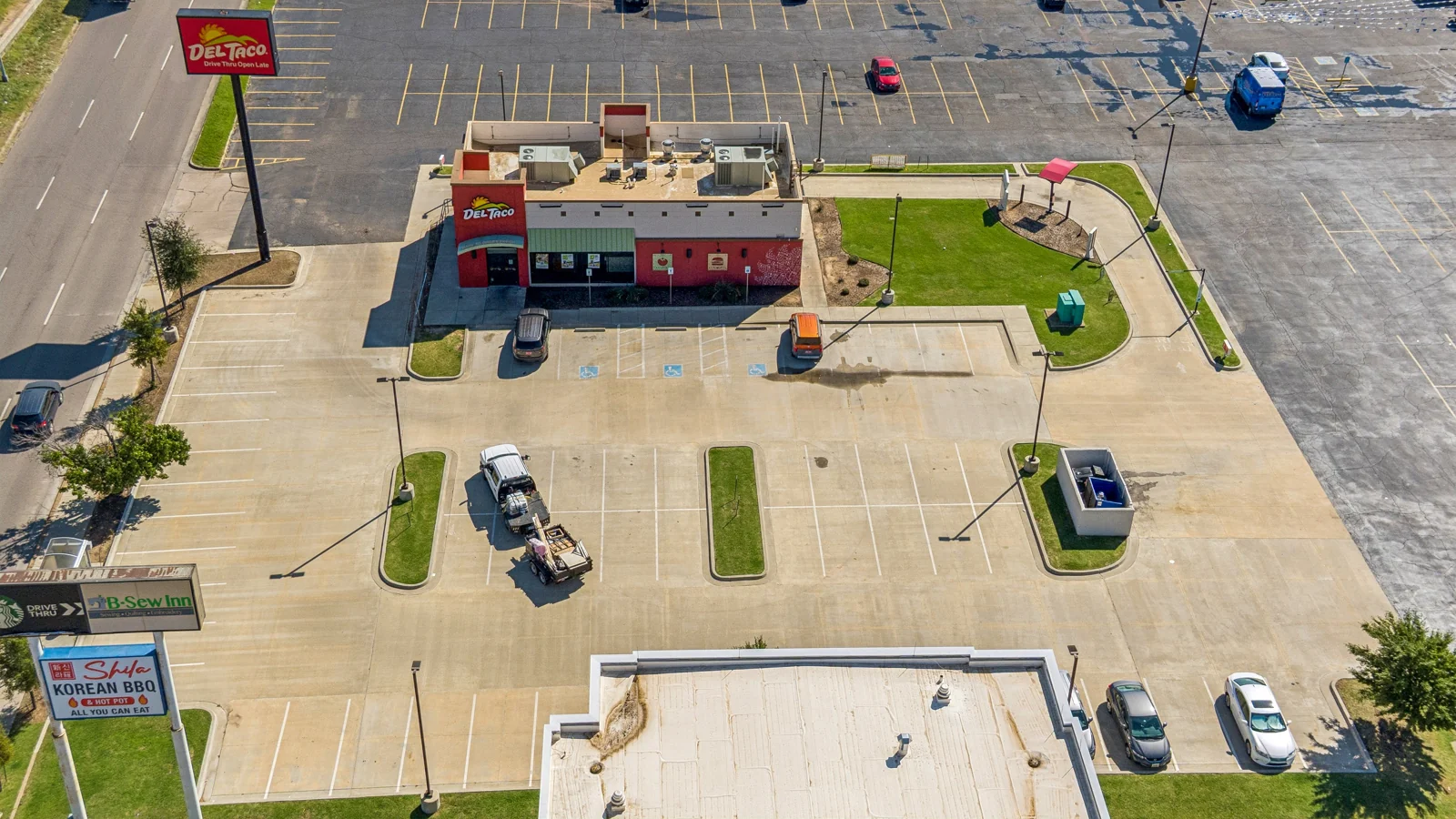 OKC Southern Hills Shopping Center — Lease in Oklahoma City, OK, photo 7 of 8