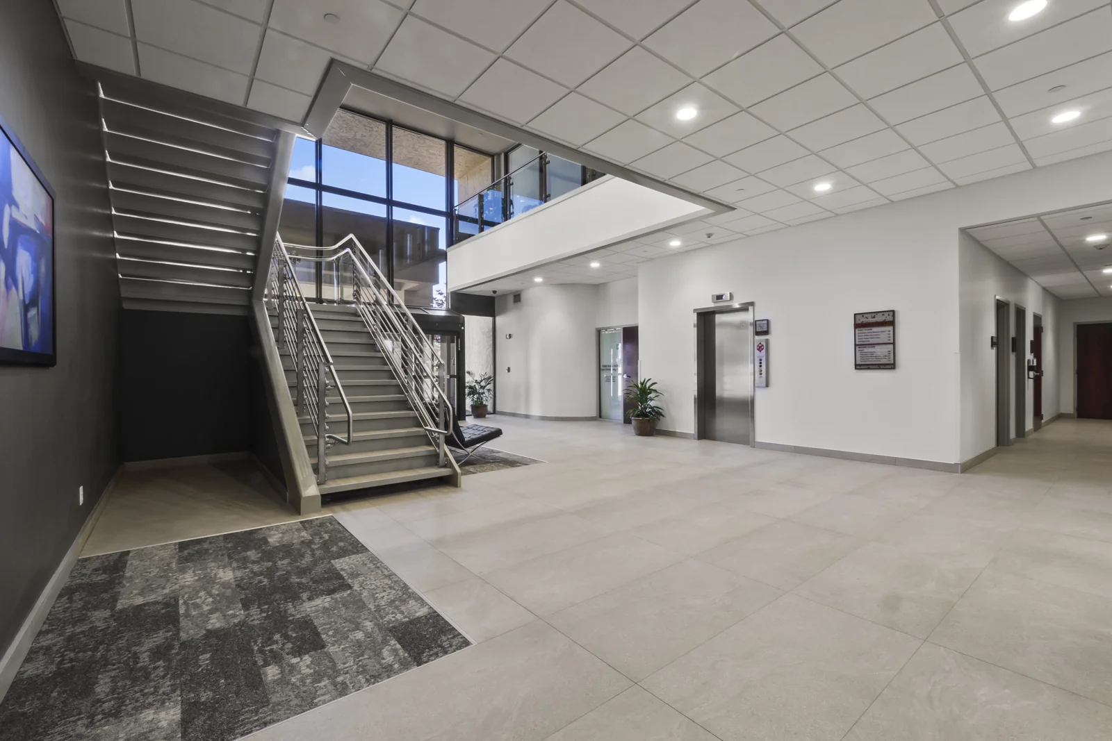 Parkway Medical Building — Lease in Oklahoma City, OK, photo 3 of 8