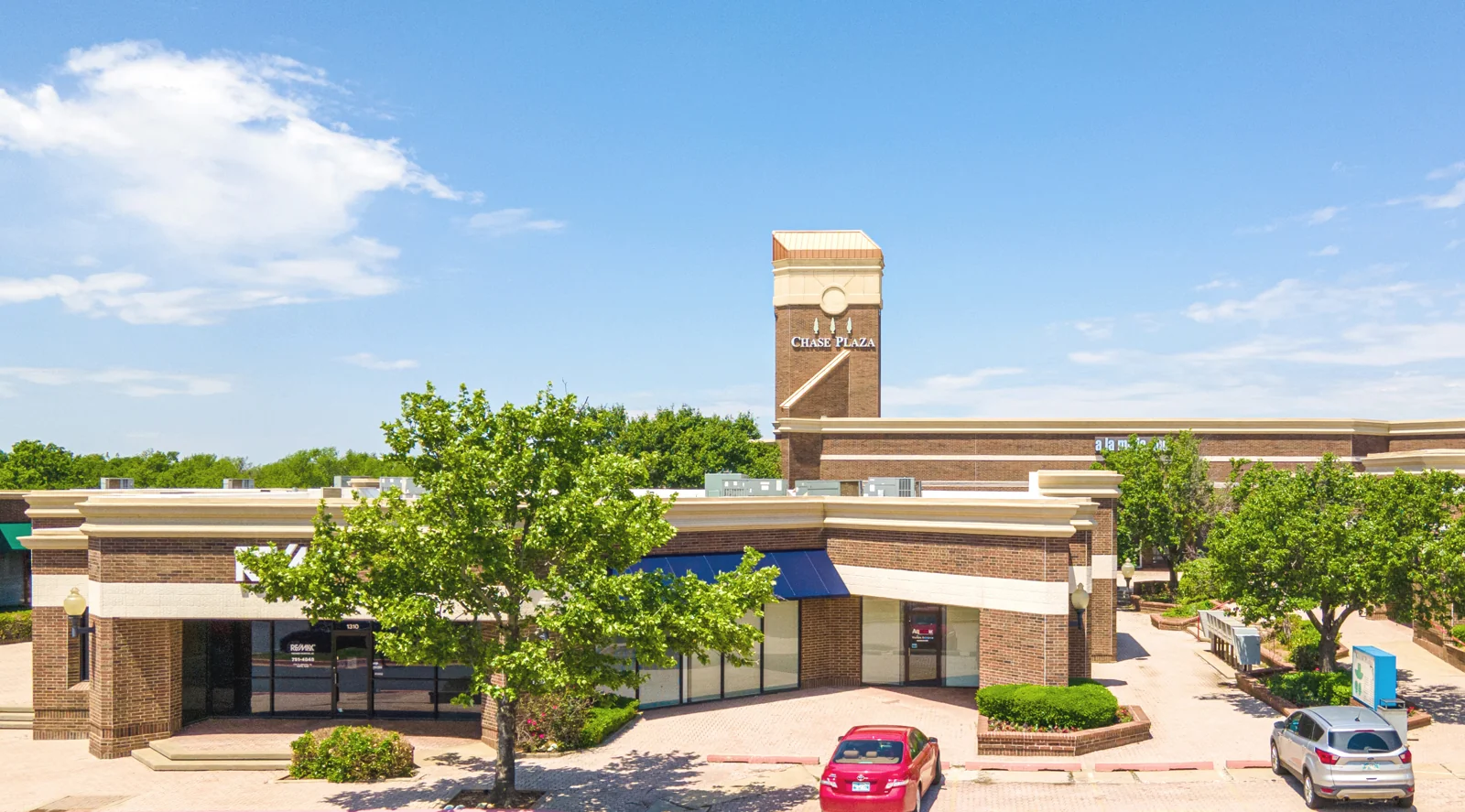 Chase Plaza — Lease in Oklahoma City, OK, photo 1 of 1