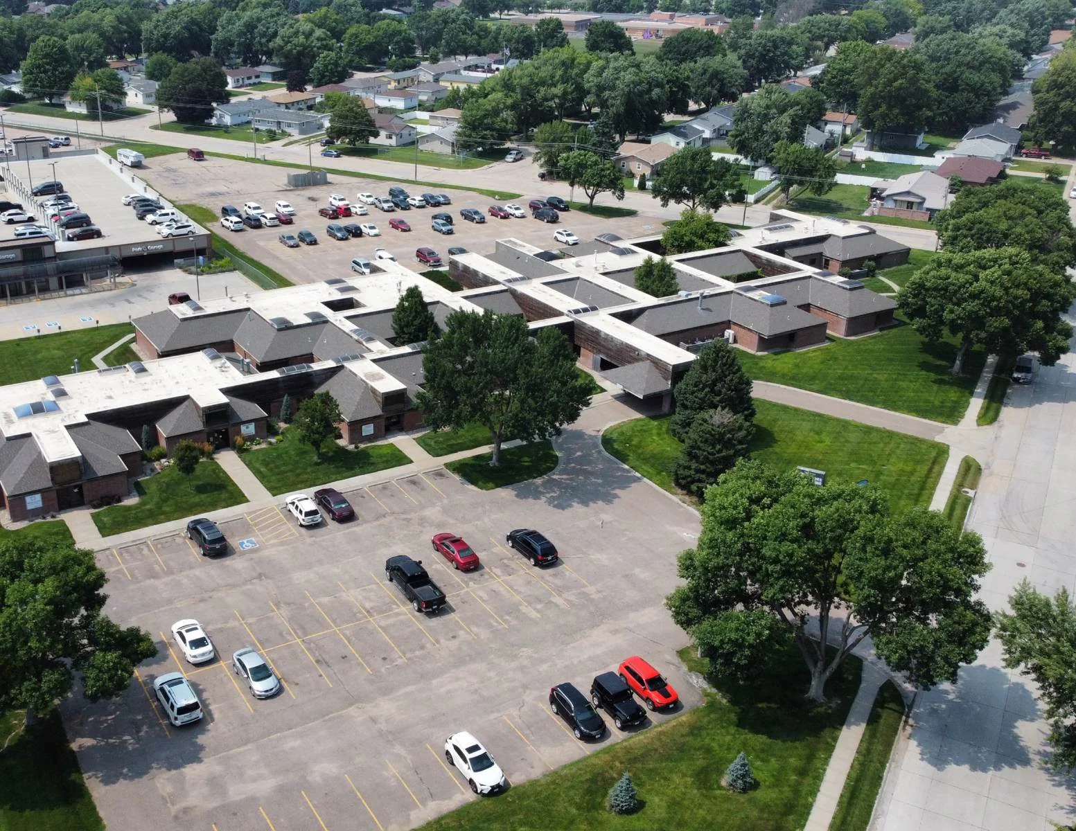 The Doctors Building — Lease in Grand Island, NE, photo 1 of 4