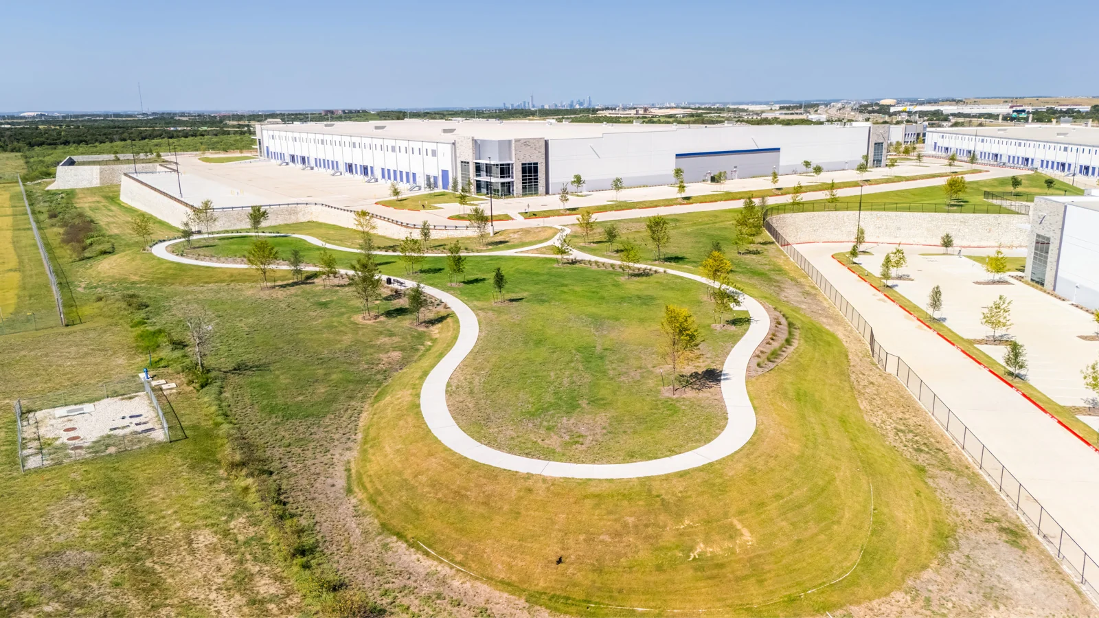 Park 290 — Lease in Austin, TX, photo 7 of 8