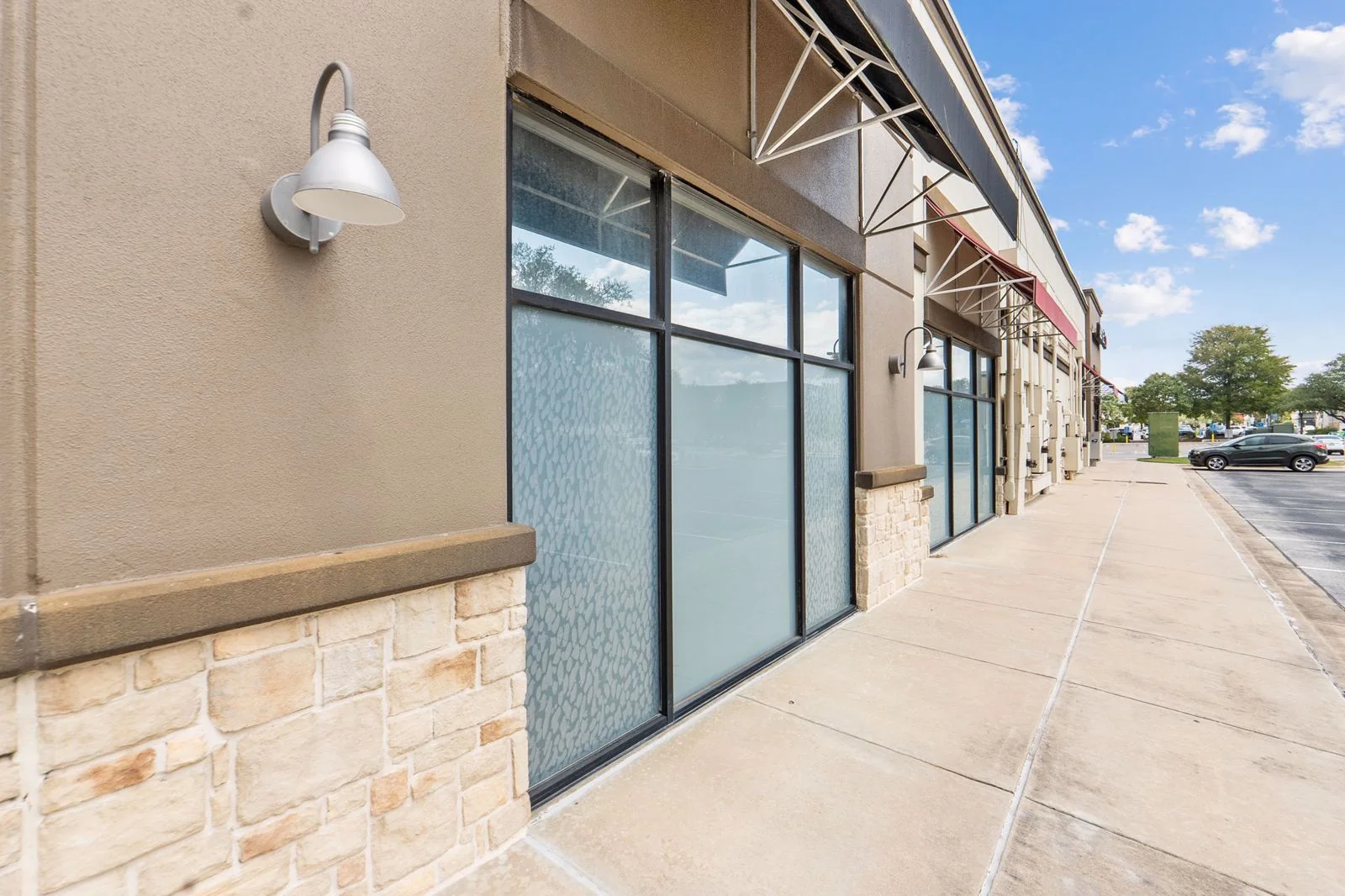 Northcross Mall — Lease in Austin, TX, photo 3 of 8