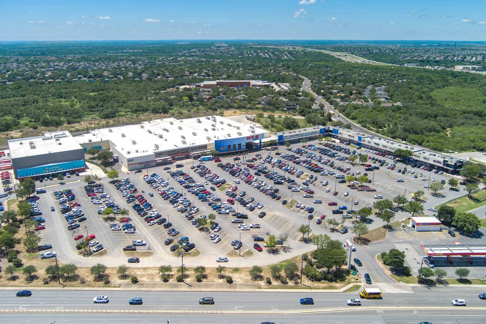 H-E-B Plus! at Potranco — Lease in San Antonio, TX, photo 1 of 3