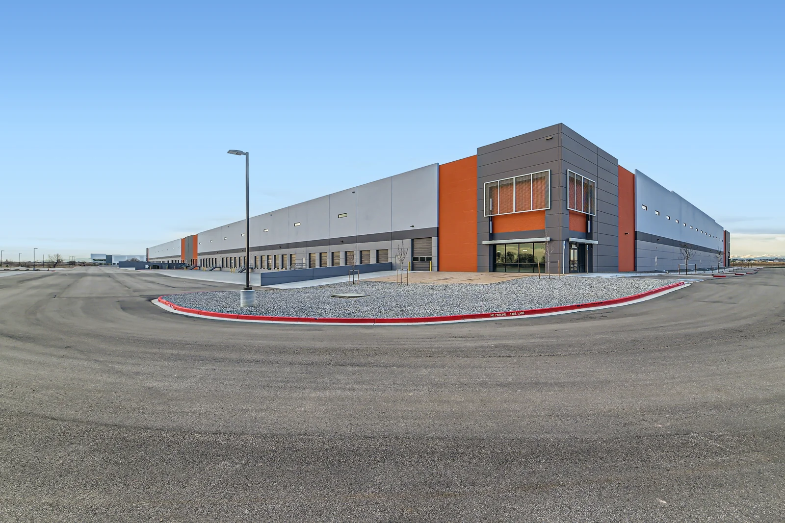 76 Commerce Center — Lease in Brighton, CO, photo 2 of 8