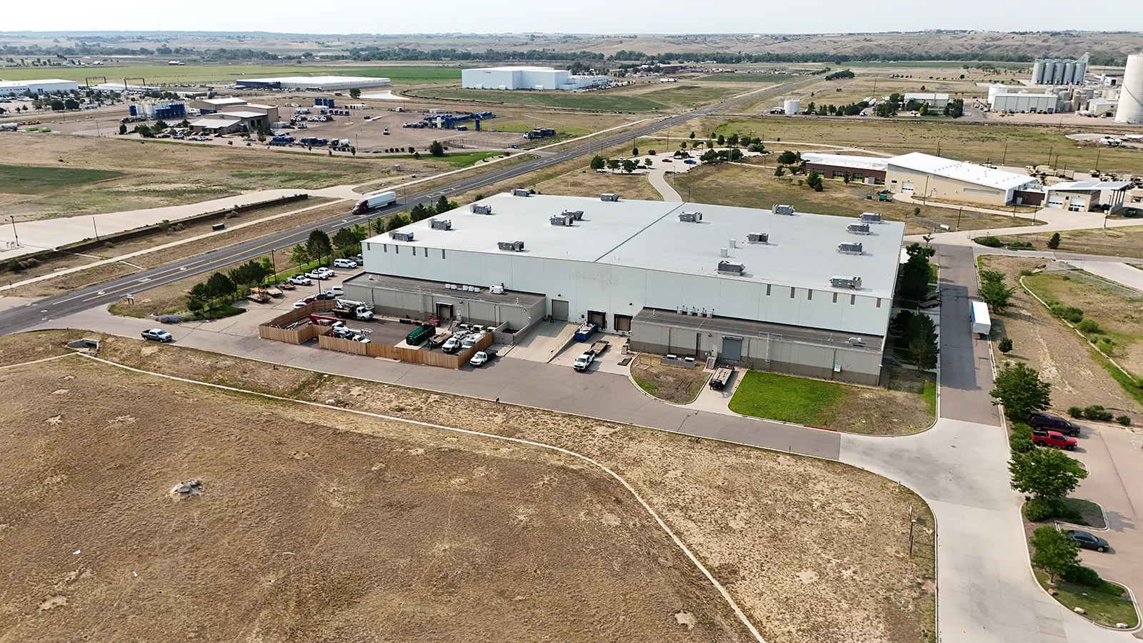 Warehouse/Industrial — Lease in Windsor, CO, photo 2 of 8