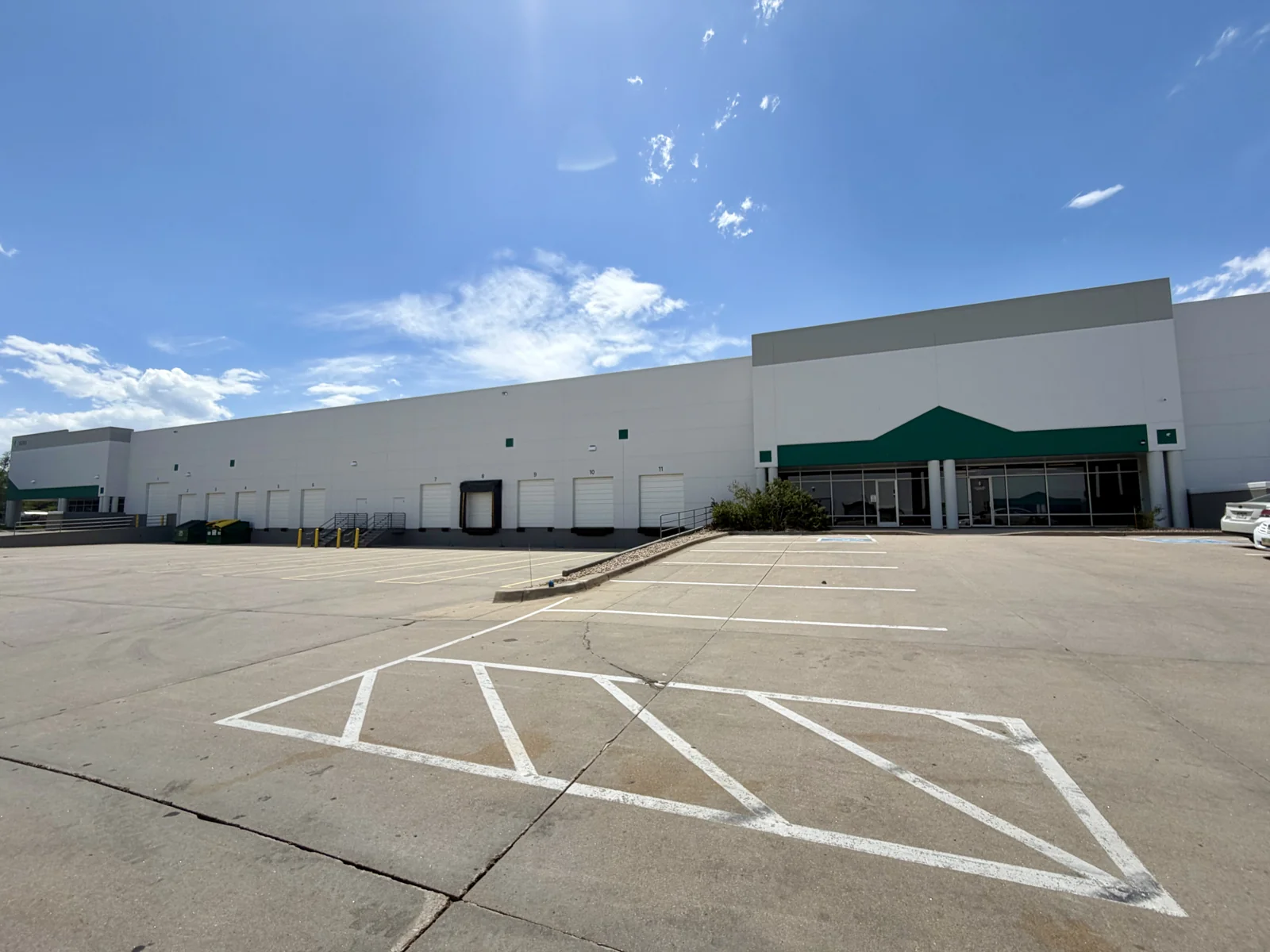 Airport Distribution Center Building 1, Unit 1 — Lease in Aurora, CO, photo 1 of 1
