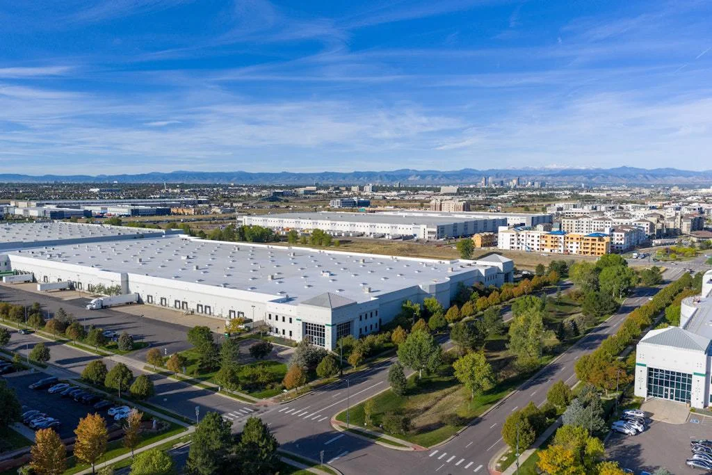 Stapleton Business Center Bldg 5 — Lease in Denver, CO, photo 1 of 3