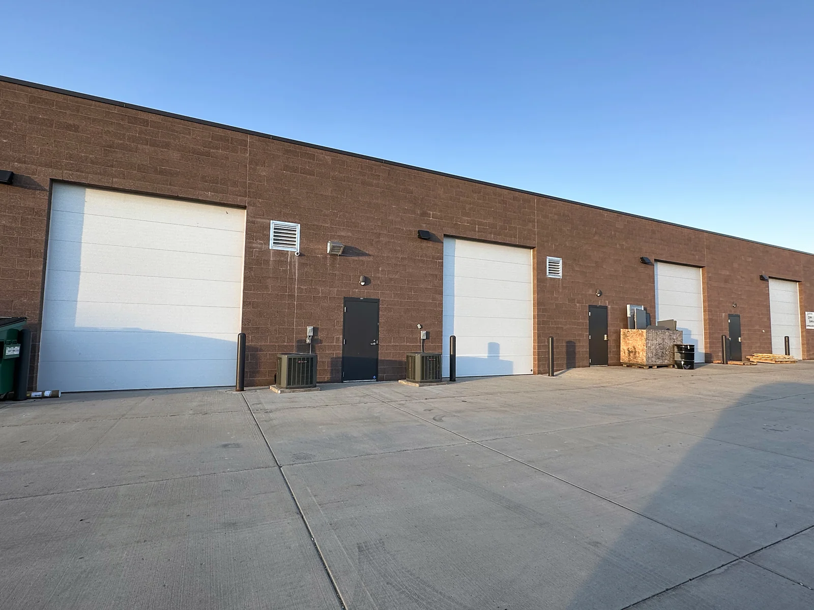 959 E 11th St. — Lease in Loveland, CO, photo 2 of 7