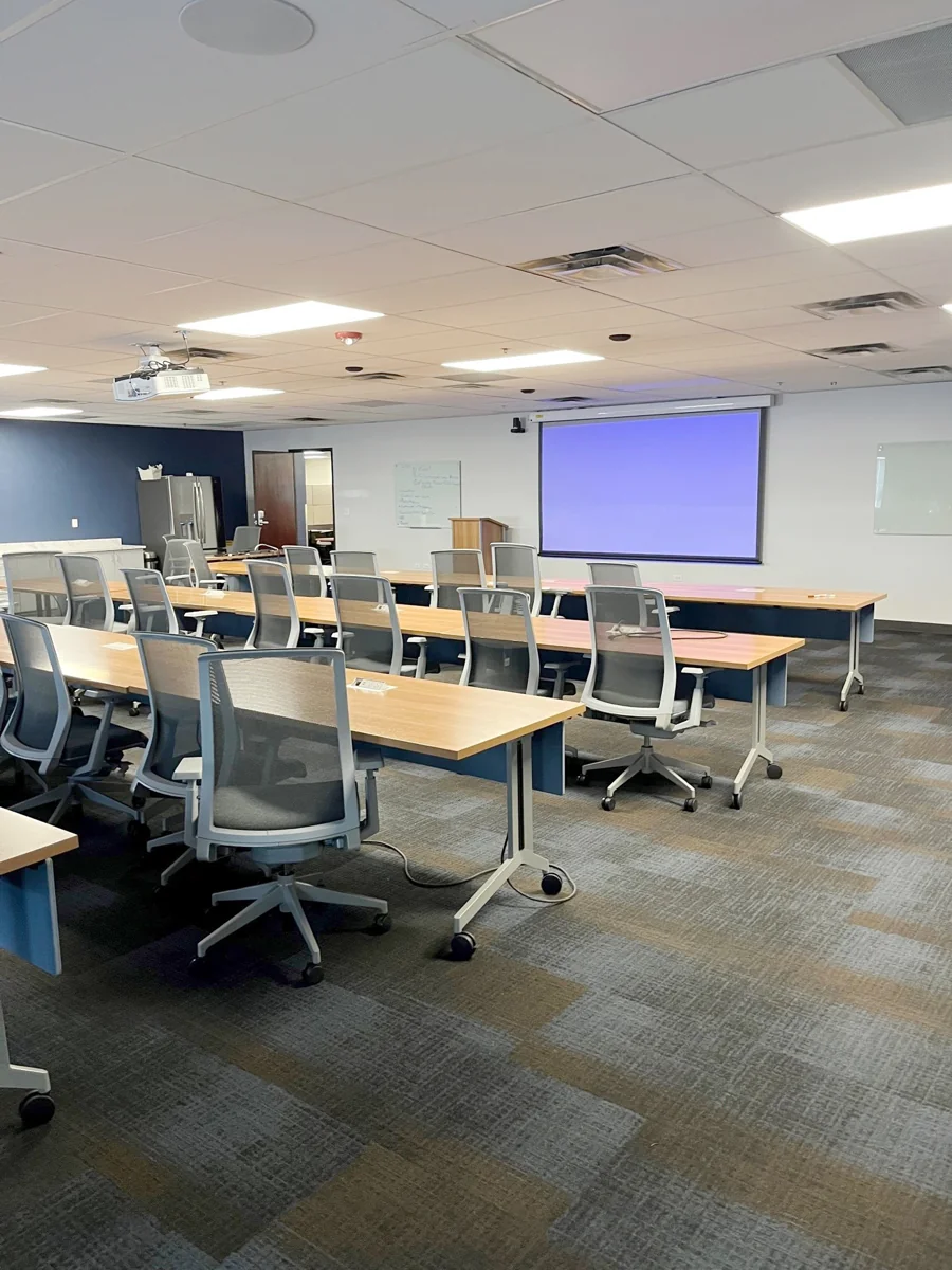 Office in Denver, CO — Lease in Denver, CO, photo 2 of 4