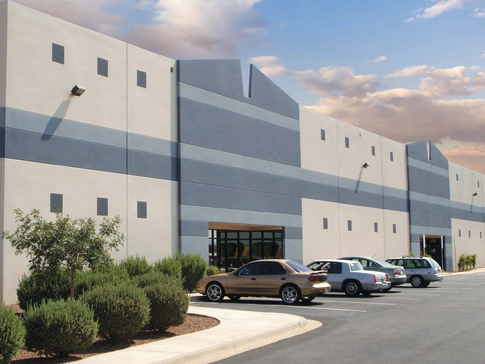 Industrial: 9600 Joe Rodriguez Drive — Lease in El Paso, TX, photo 1 of 3