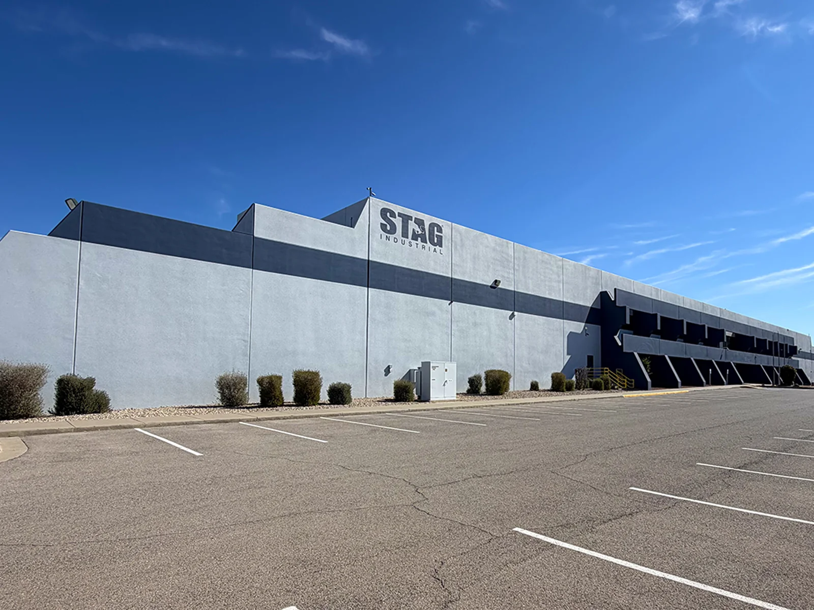 12 Leigh Fisher — Lease in El Paso, TX, photo 1 of 8