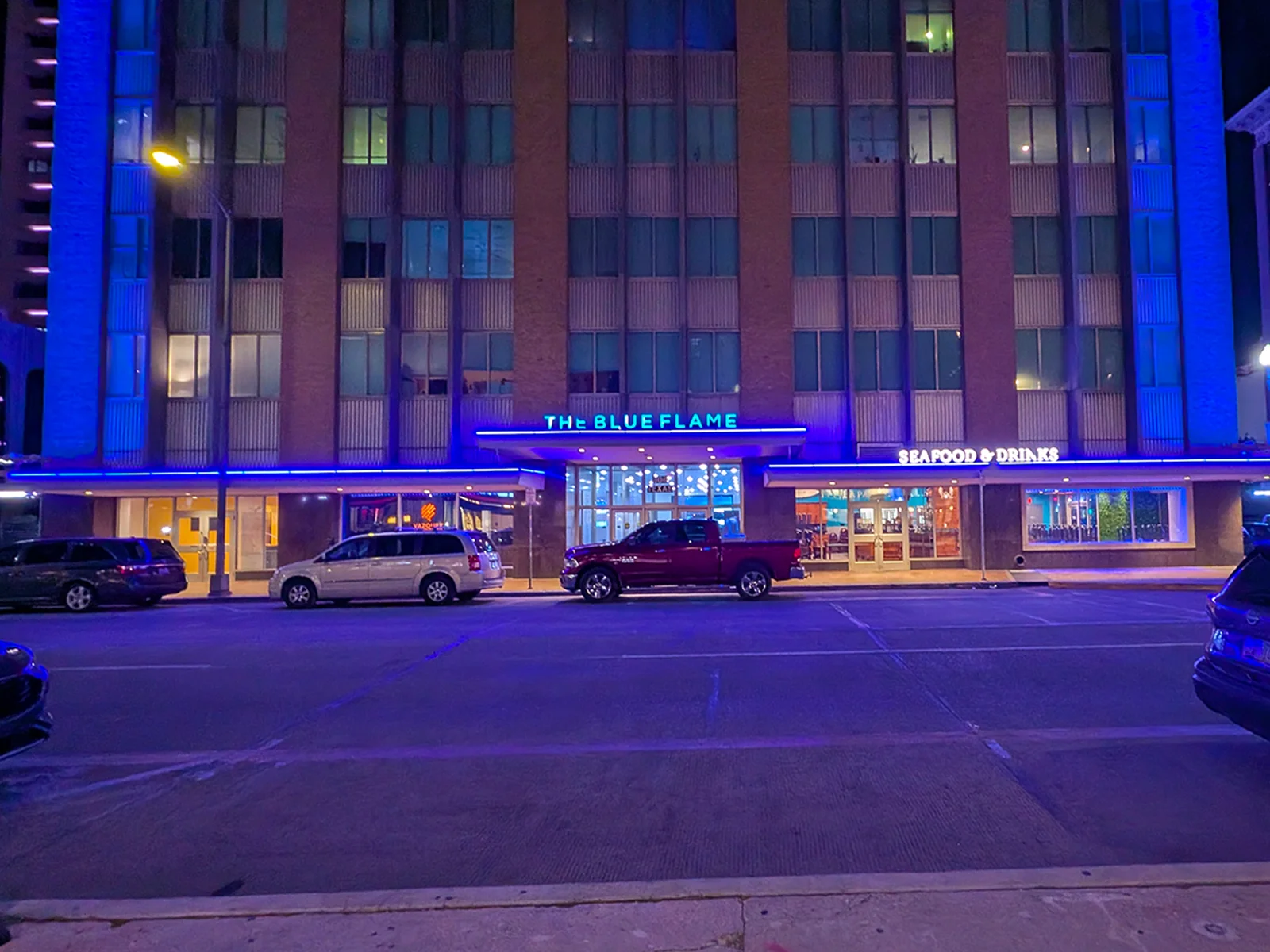 Blue Flame Building: Ground Floor Lease — Lease in El Paso, TX, photo 1 of 8