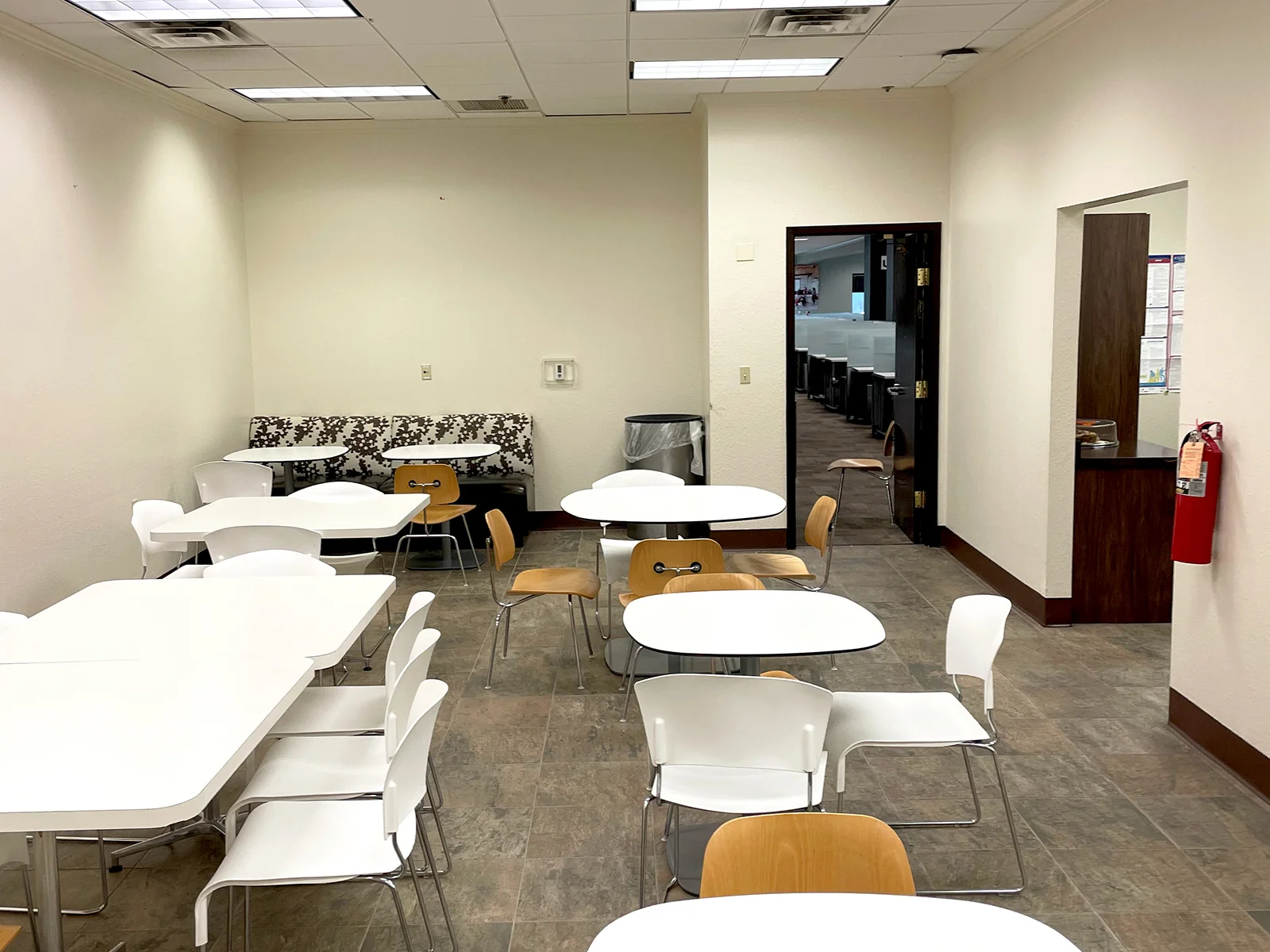 Northwest Corporate Center - Call Center Building — Lease in El Paso, TX, photo 3 of 6