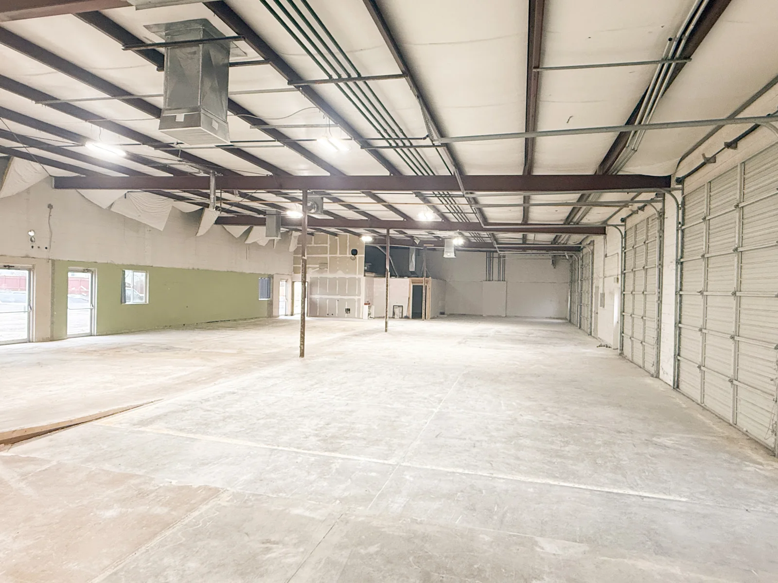 Industrial in Clearfield, UT — Sale in Clearfield, UT, photo 6 of 7