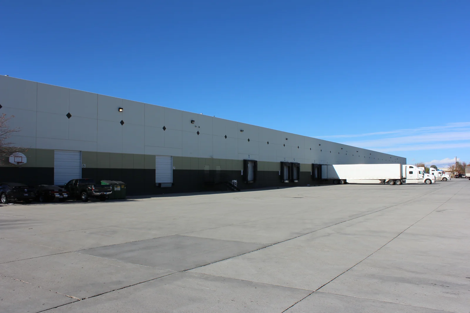 Westlakes Business Center, Bldg 1 — Lease in West Valley City, UT, photo 2 of 4