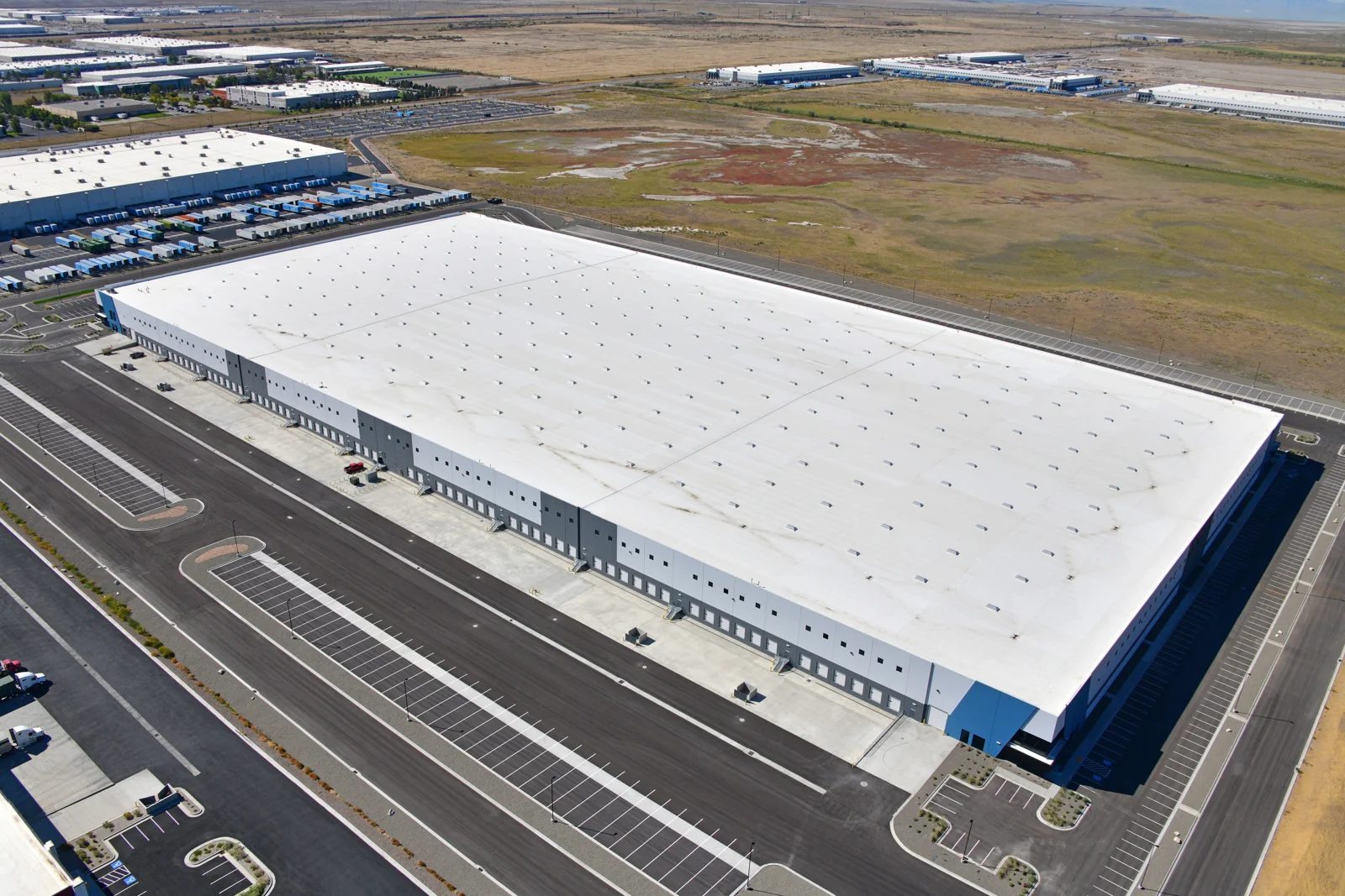 Pacific Summit Logistics Center — Lease in Salt Lake City, UT, photo 1 of 2