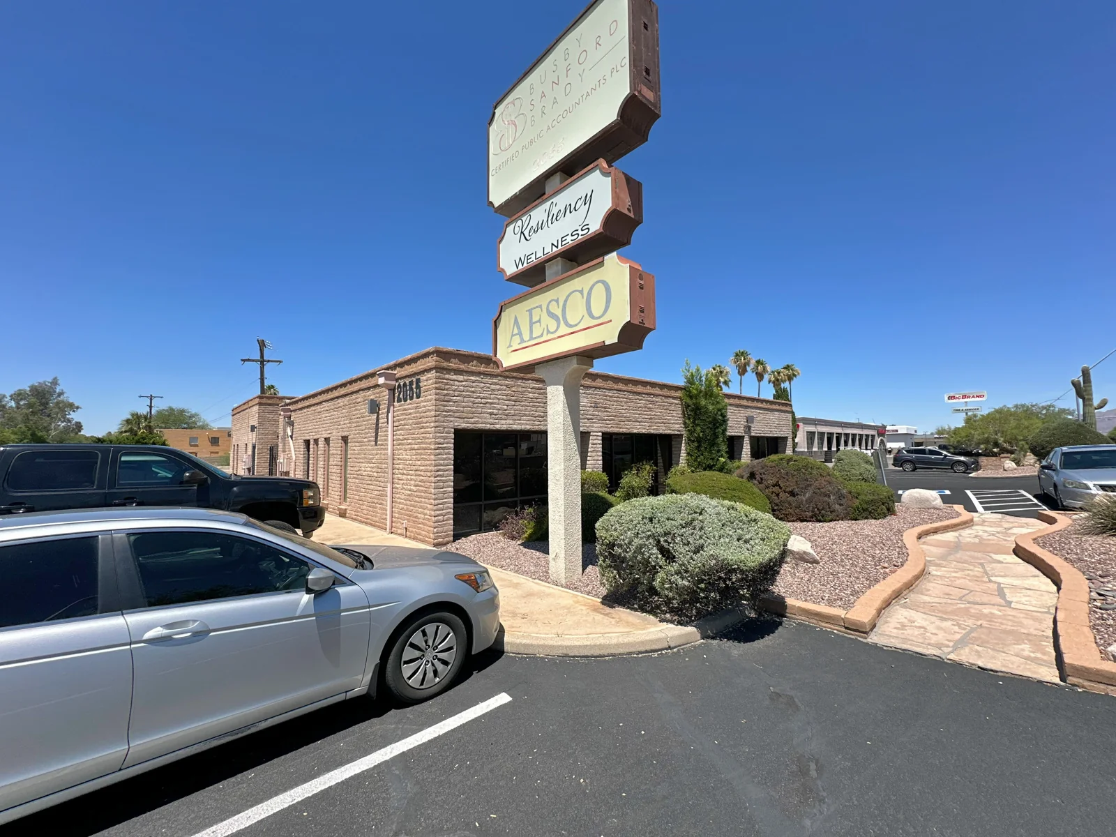 2055 N Kolb Rd — Lease in Tucson, AZ, photo 2 of 4