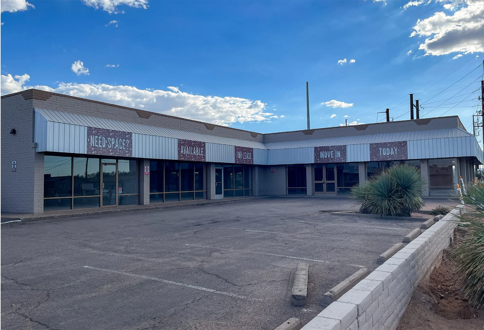 4380 E Grant Rd — Lease in Tucson, AZ, photo 1 of 1