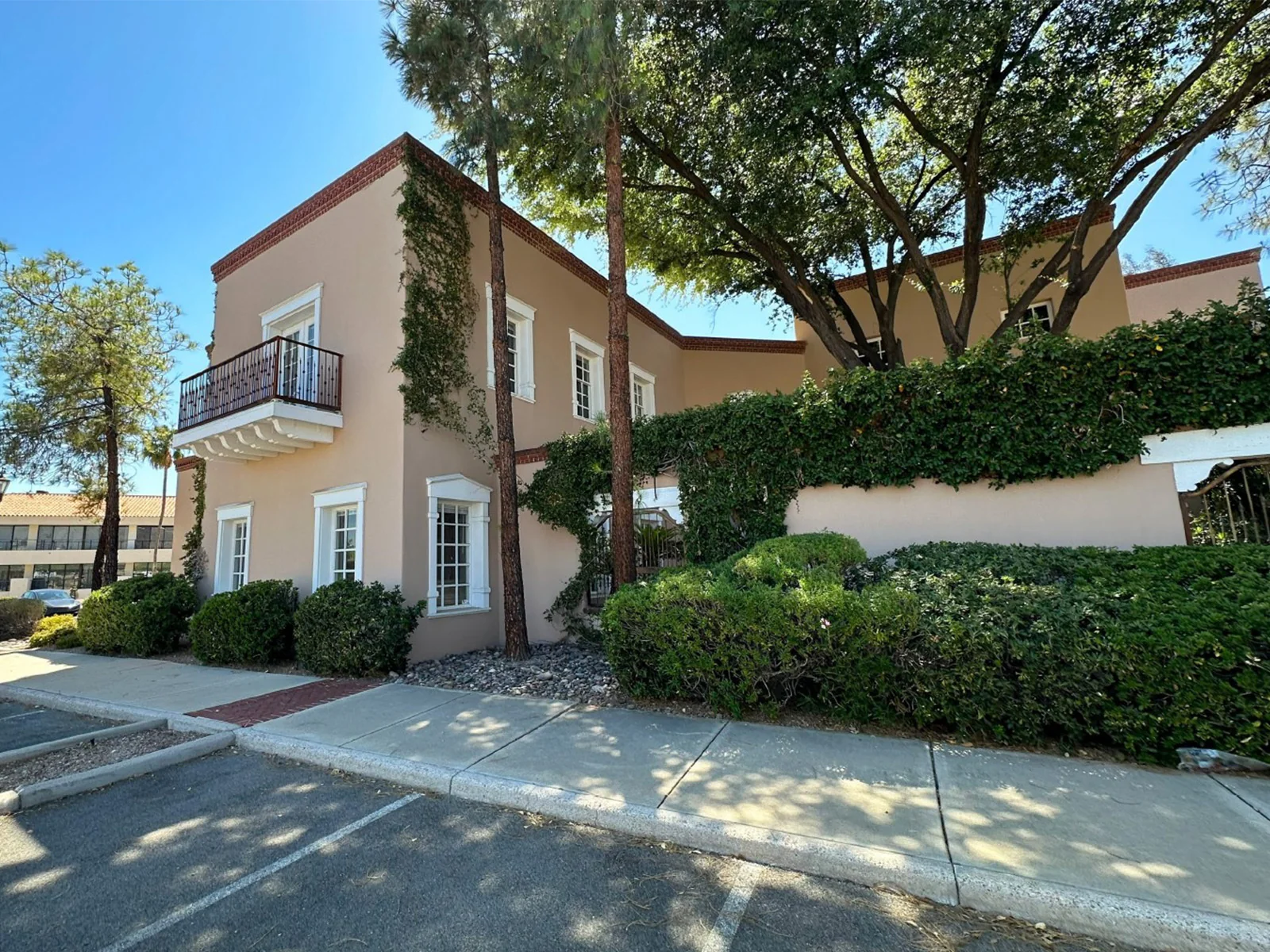 1890 E River Road — Lease in Tucson, AZ, photo 1 of 1
