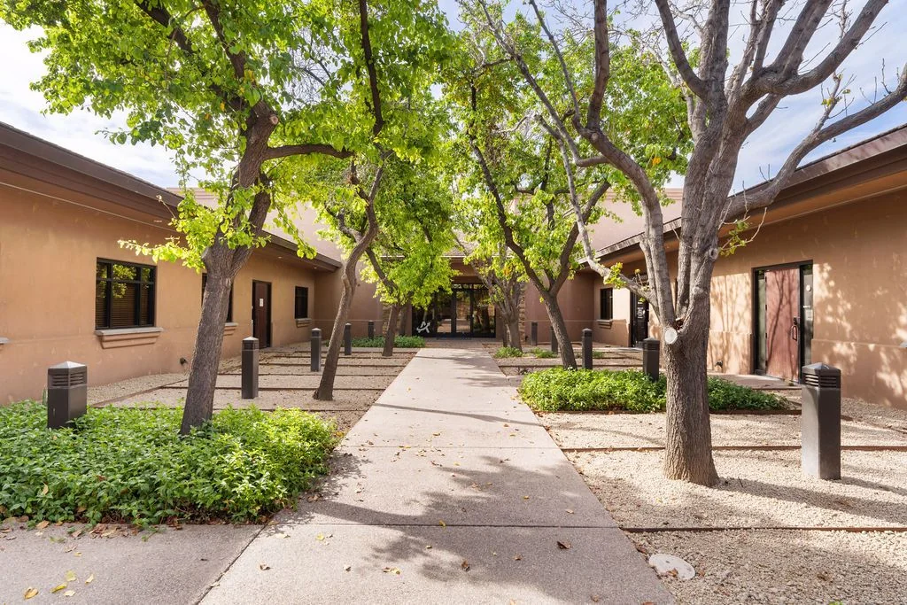 Harris Professional Plaza — Lease in Mesa, AZ, photo 8 of 8