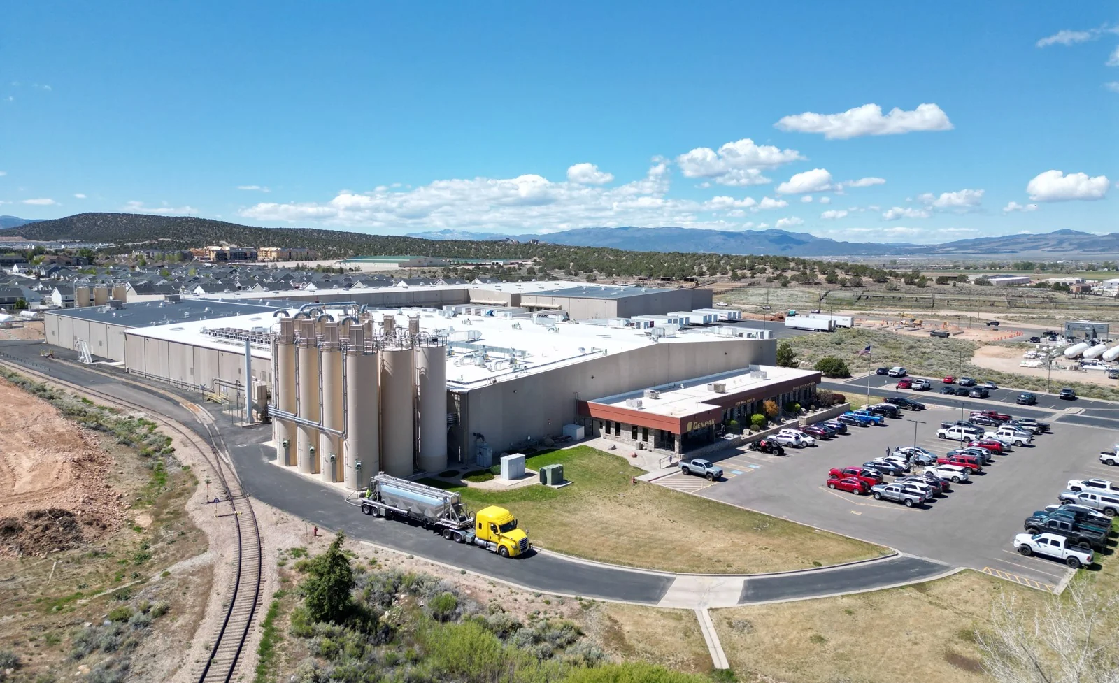Manufacturing Warehouse — Sale in Cedar City, UT, photo 1 of 8