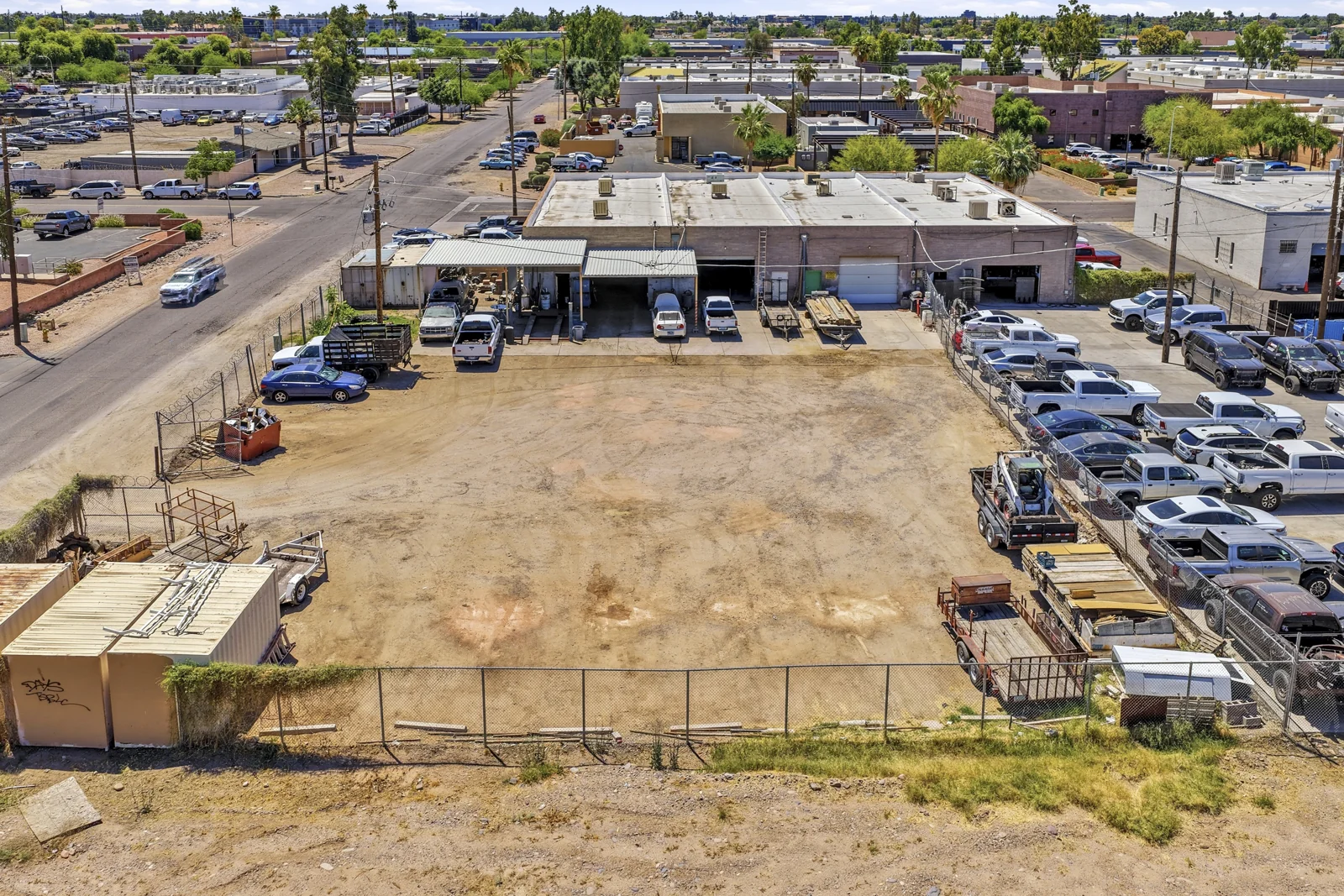 Industrial in Tempe, AZ — Lease in Tempe, AZ, photo 2 of 3