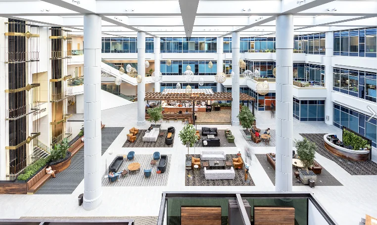 Galleria — Lease in Scottsdale, AZ, photo 2 of 8
