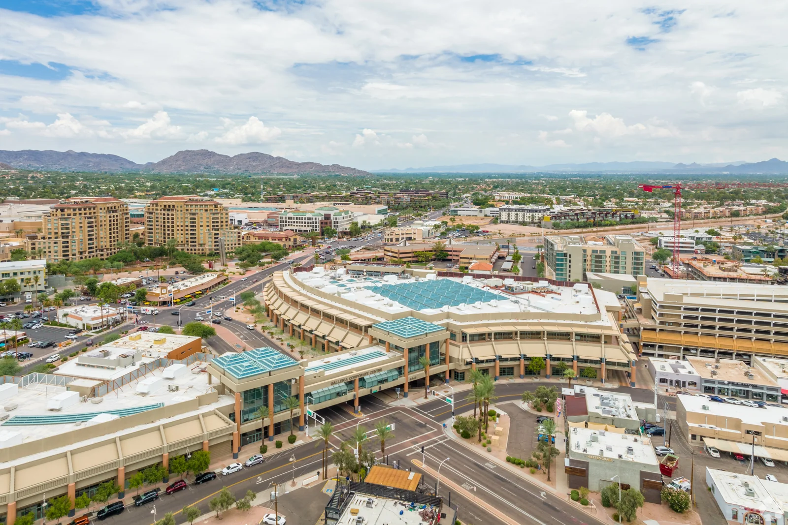 Galleria — Lease in Scottsdale, AZ, photo 3 of 8