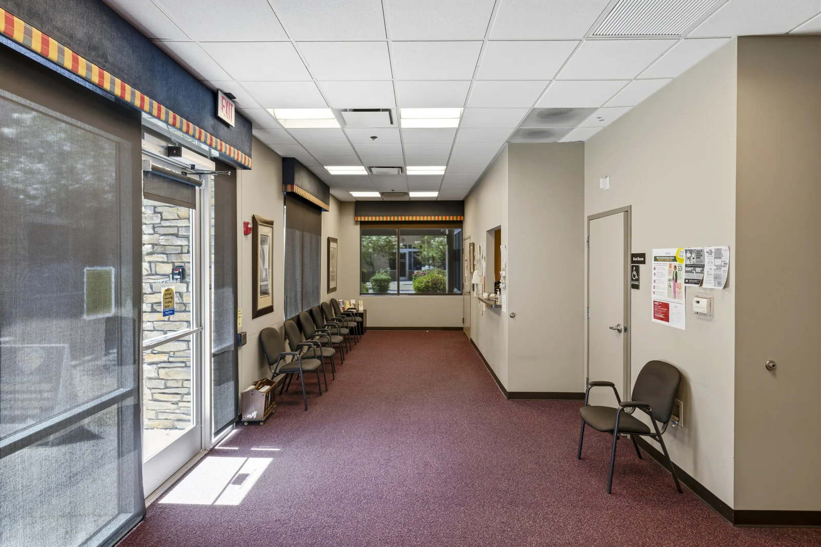 Desert Harbor Professional Plaza — Sale in Peoria, AZ, photo 2 of 6