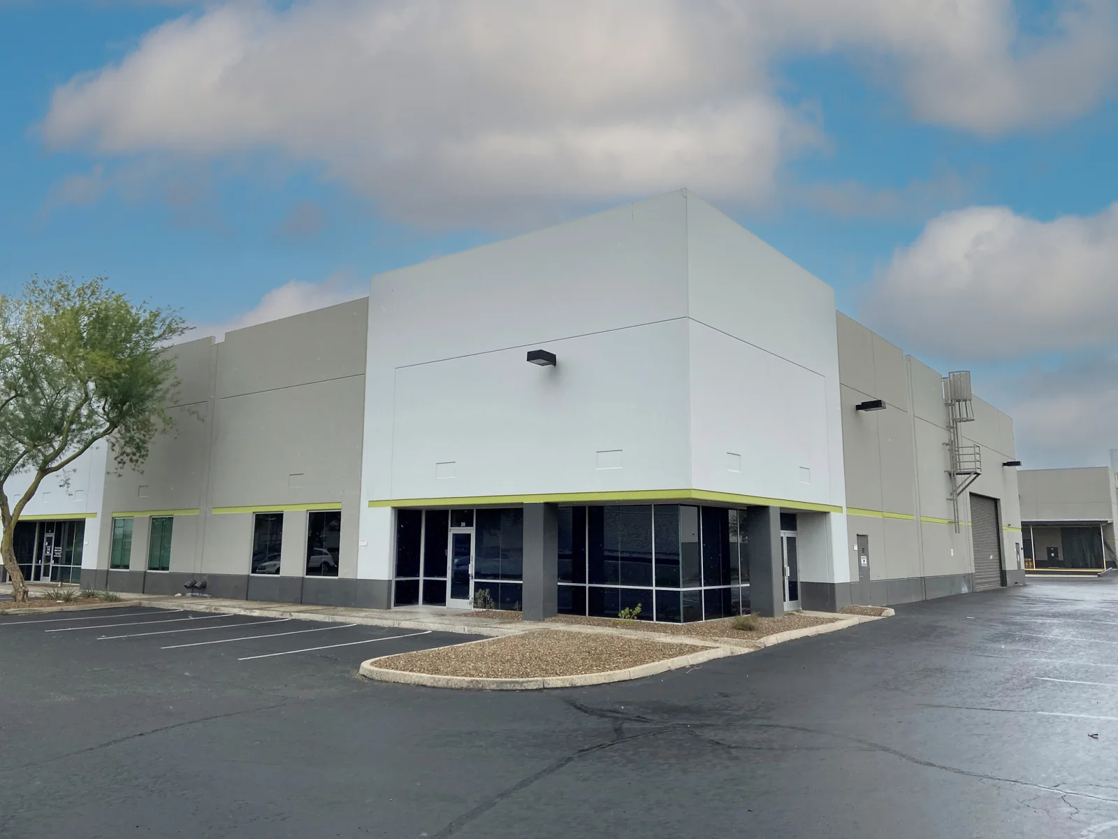 Loop 101 & I-10 CommercePlex — Sale in Tolleson, AZ, photo 1 of 1