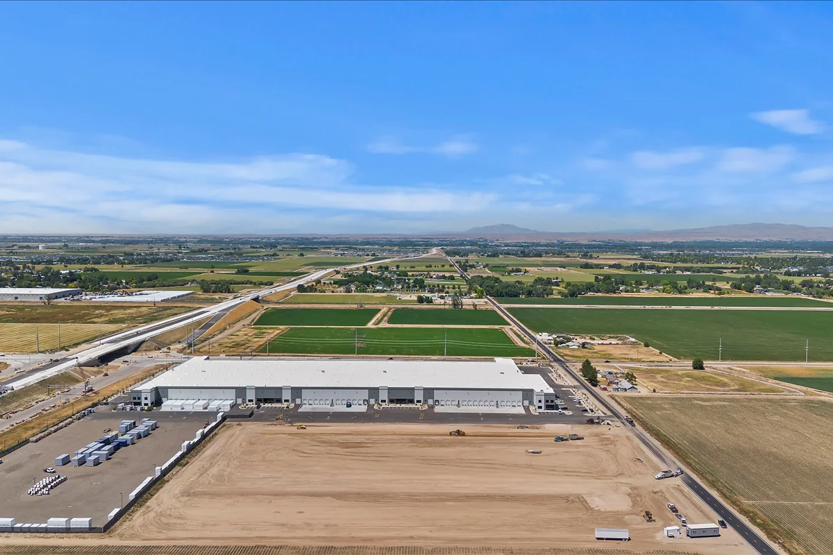 Nampa Interchange Park Building 2 — Lease in Nampa, ID, photo 2 of 5