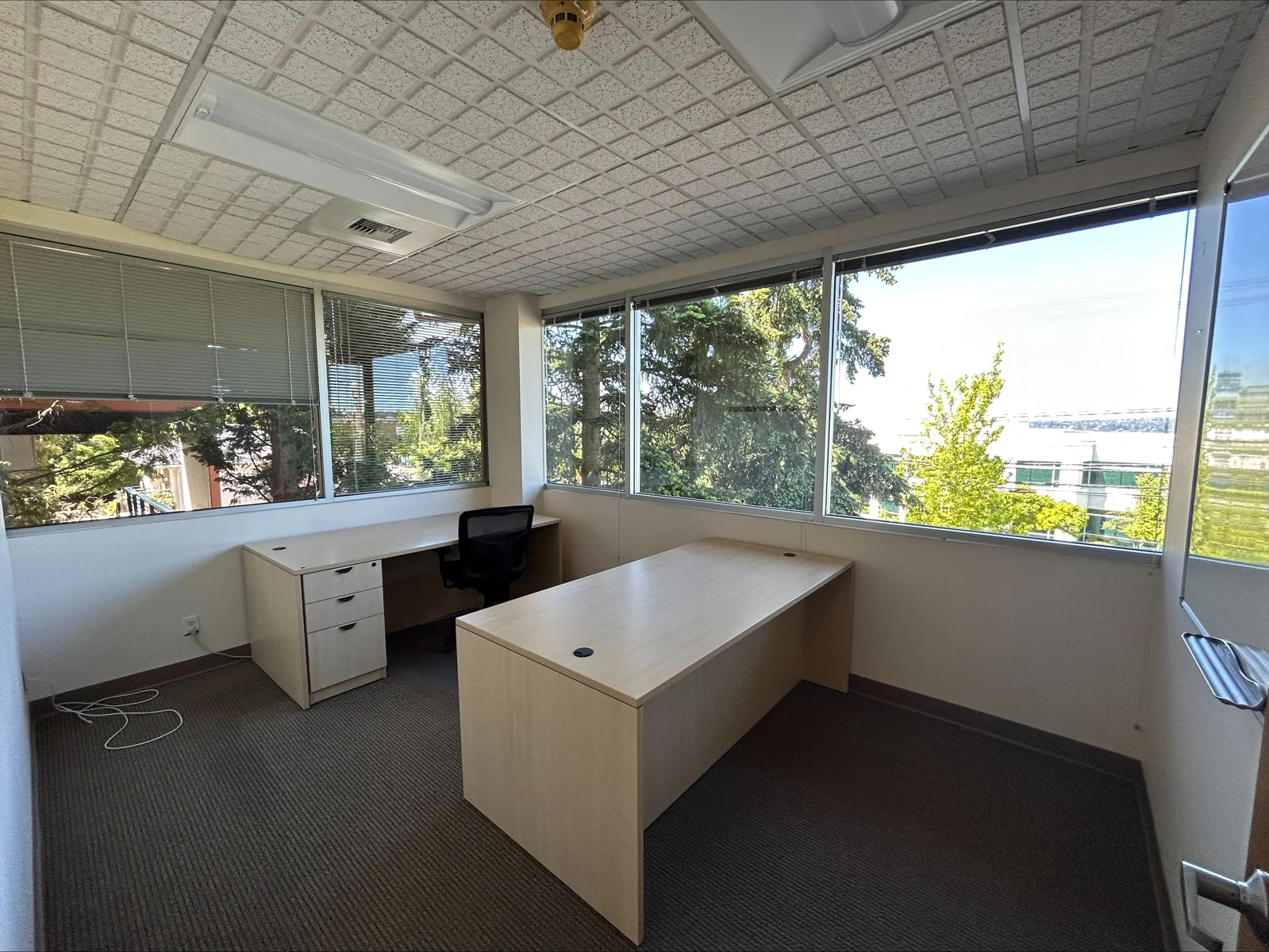 Houghton Plaza Office Building — Lease in Kirkland, WA, photo 6 of 6